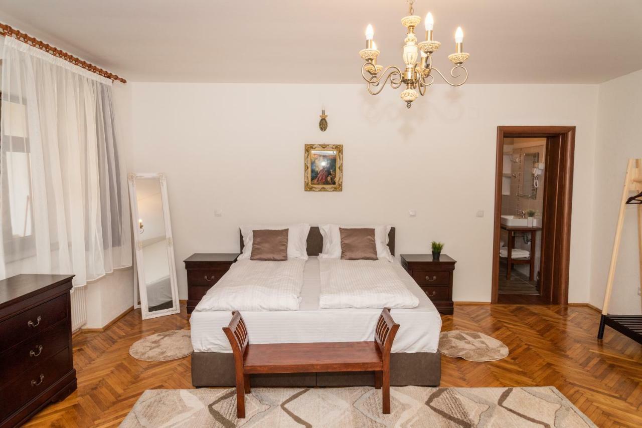 Musik Apartments Old Town Sibiu Exteriör bild
